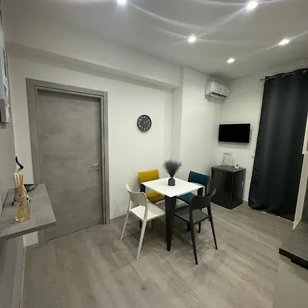 Clio * Ερκολάνο